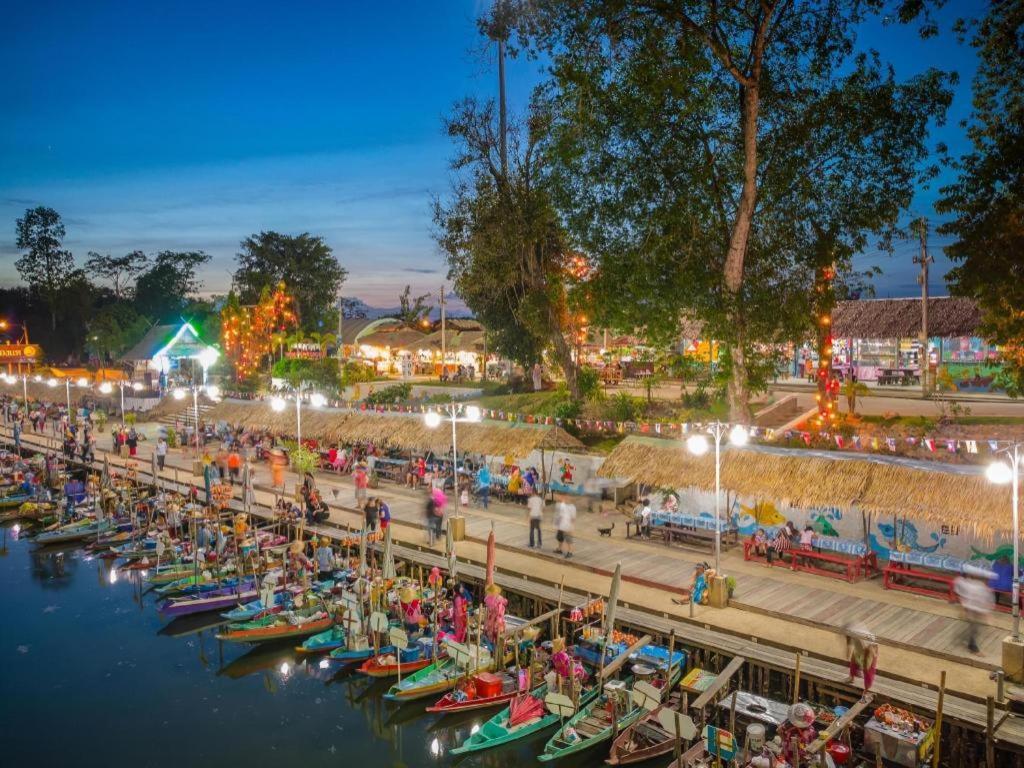 The Three Hat Yai Exterior photo